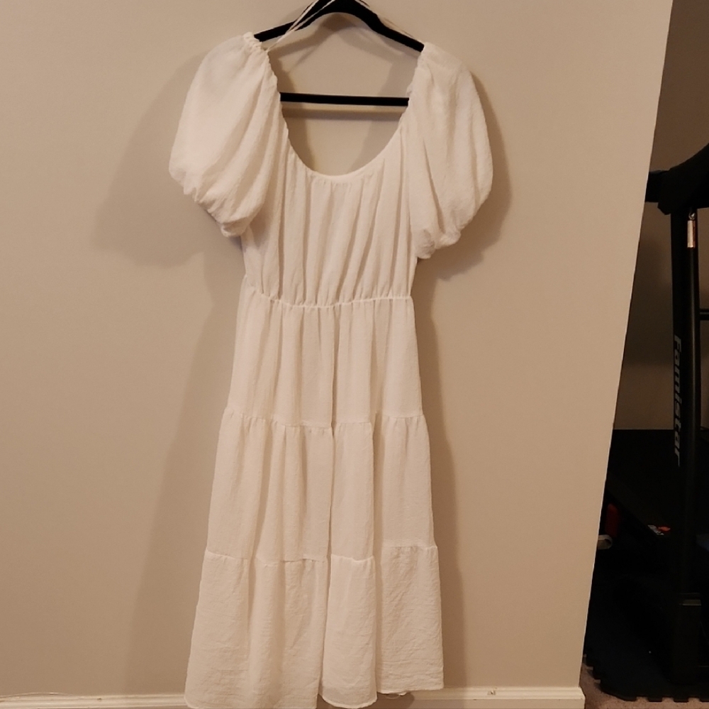 Astr White Puff Sleeve Midi Dress